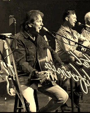 Hotel California - A Tribute to The Eagles